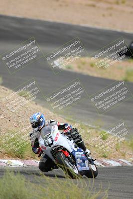 media/Jun-04-2022-WERA (Sat) [[b852bbbd55]]/Race 9 LW Twins Superbike V6 LW D Superstock/